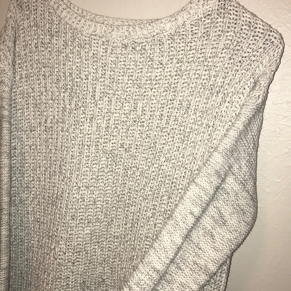 F21 - Picture 3 of 4